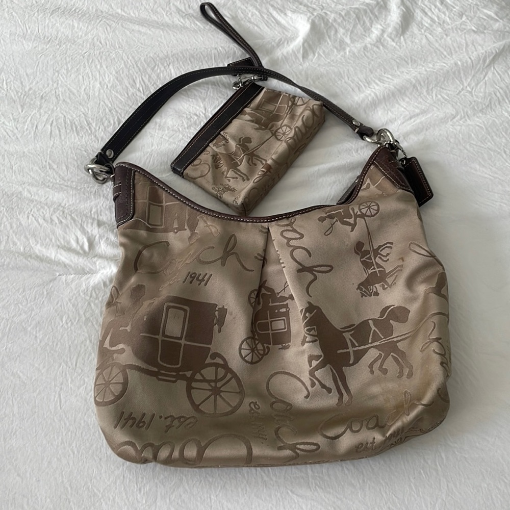 Coach tan/champagne with wristlet